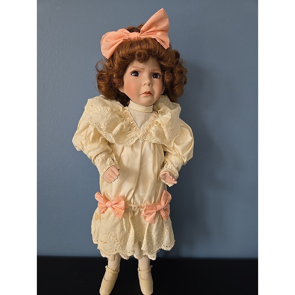 Dianna Effner "LITTLE GIRL with a CURL Naughty Girl 14" Frowning Crying Frown